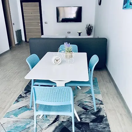 Apartment David House Alezzi